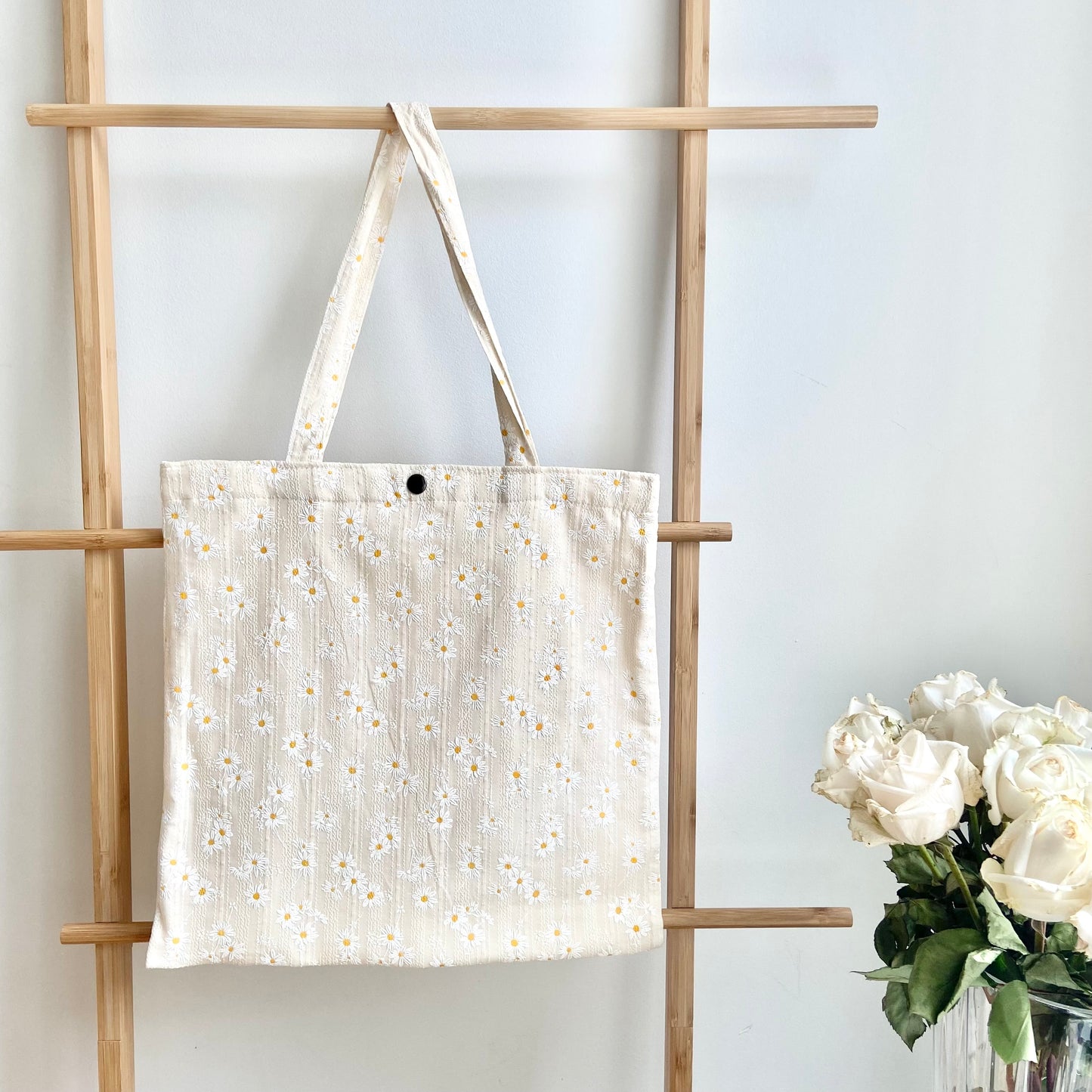 Daisy Tote Bag with Canvas Interior and Hidden Pocket