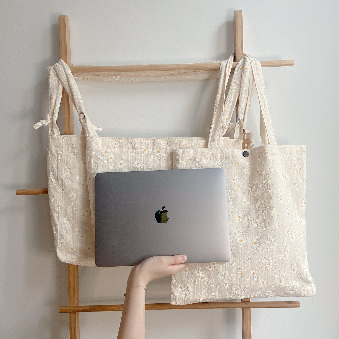 Daisy Tote Bag with Canvas Interior and Hidden Pocket