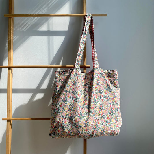 Reversible Tote Bag – Floral & Plaid Pattern
