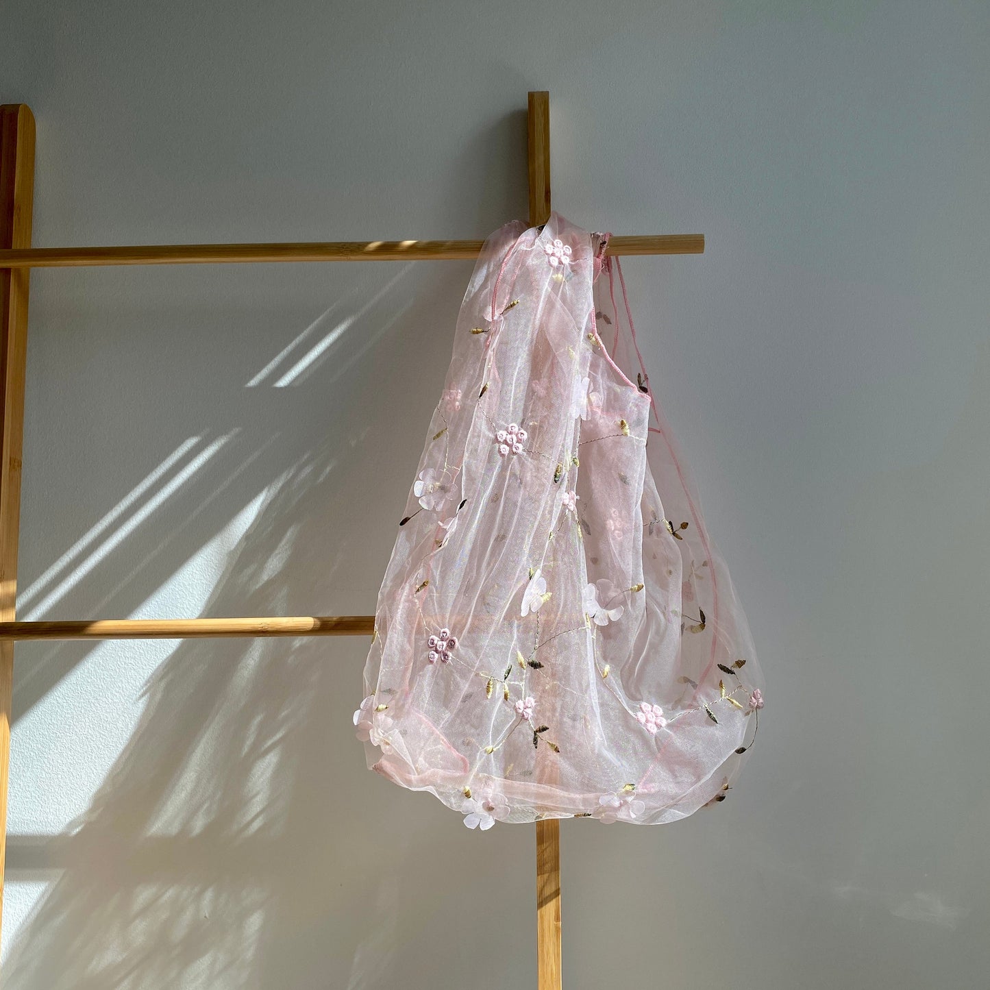 Chic Transparent Mesh Bag with Embroidered Florals