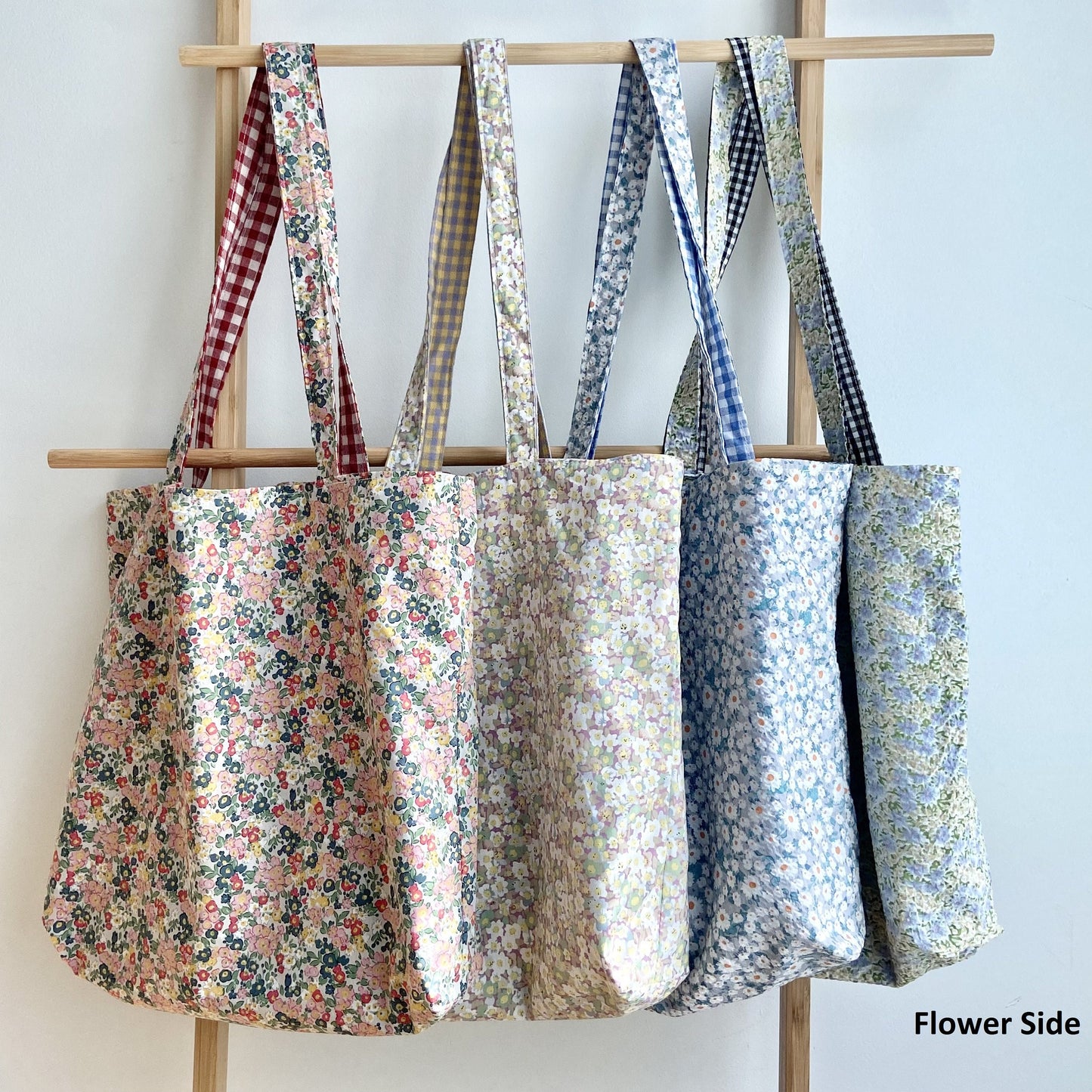 Reversible Tote Bag – Floral & Plaid Pattern
